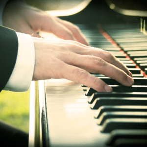 Jurrivh - Aun Te Amo (2019)