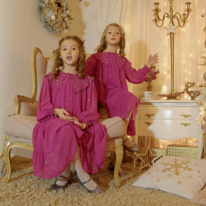 Erika & Enya Agapie - E Sarbatoare Iar! (2022)