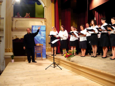 Corul de Camera Resita - Laudati pe Domnul