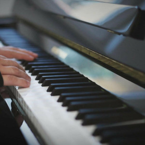 Jurrivh - Love Someone (2024)