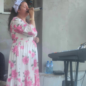 Corina Moldovan - Om Ca Tine Sunt Și Eu (2025)