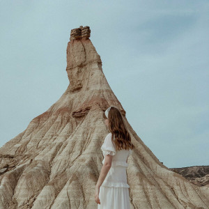 Naomi Holdiș - Polvo Sin Vida (2021)