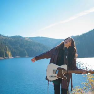 Emanuela Gherasim - Un Loc Perfect (2025)